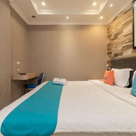 Sans Hotel Beauty Palembang Extérieur photo
