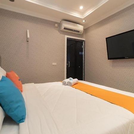 Sans Hotel Beauty Palembang Extérieur photo
